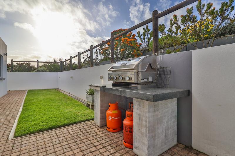 4 Bedroom Property for Sale in Pinnacle Point Golf Estate Western Cape